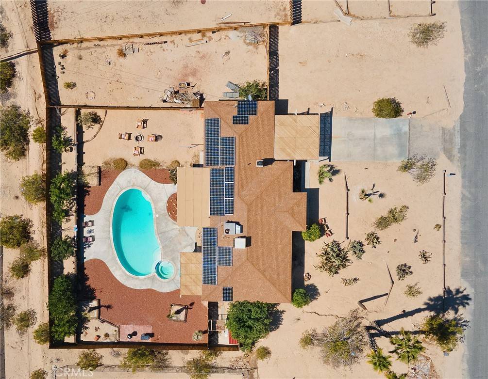 29 Palms, CA 92277,73855 White Sands DR
