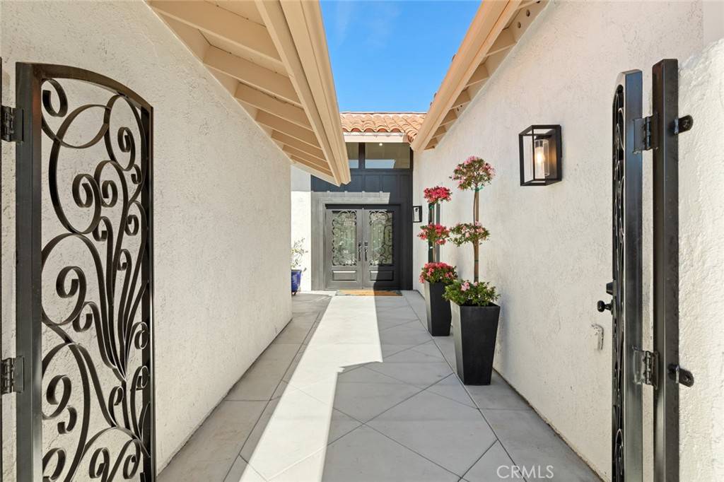 Mission Viejo, CA 92691,22465 Melida