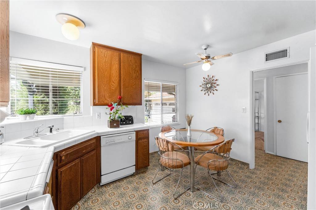 Whittier, CA 90603,15726 Yermo ST