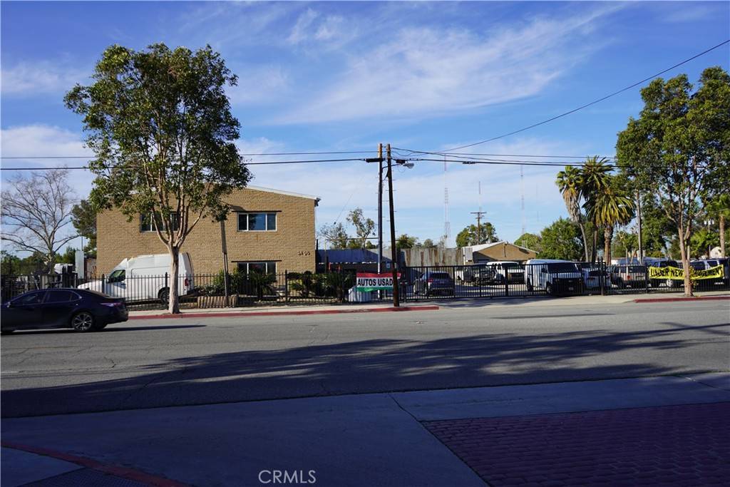 Santa Ana, CA 92703,3117 W 5th ST