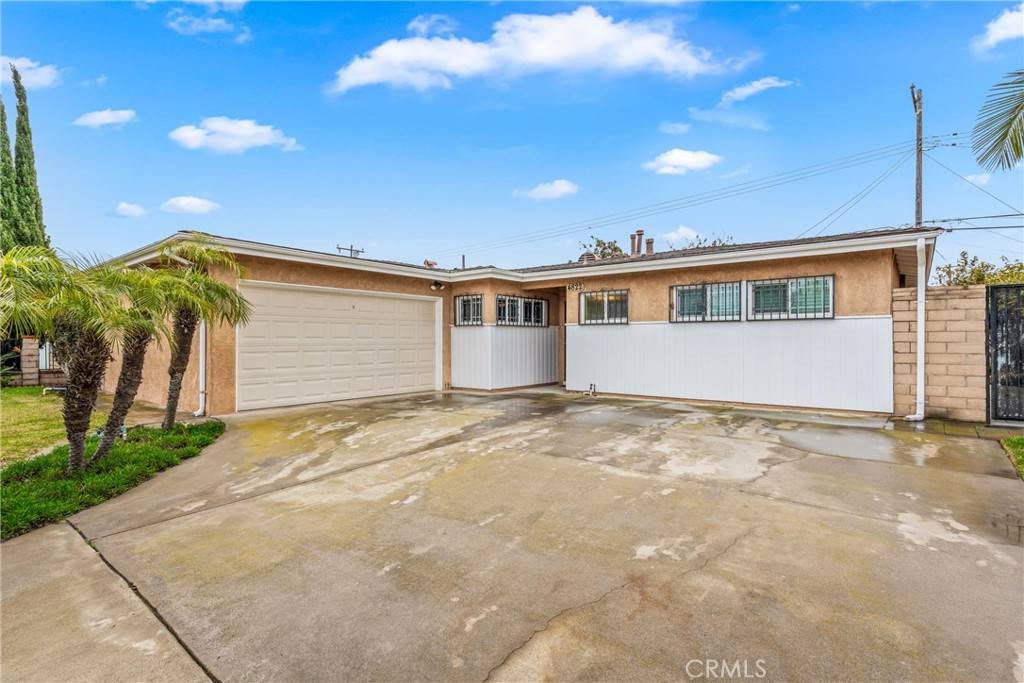 Santa Ana, CA 92703,4822 W Oakfield AVE