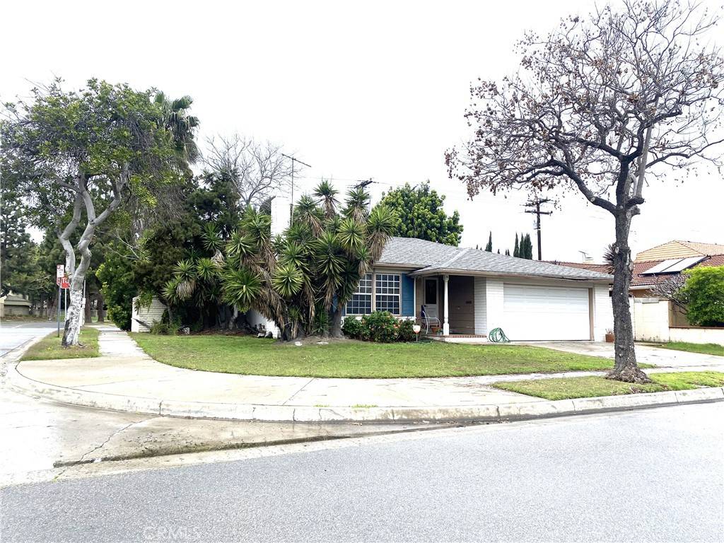 Cerritos, CA 90703,18733 Holmes AVE