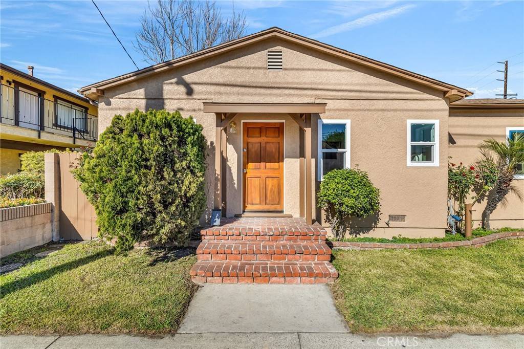 Bellflower, CA 90706,17105 Woodruff AVE