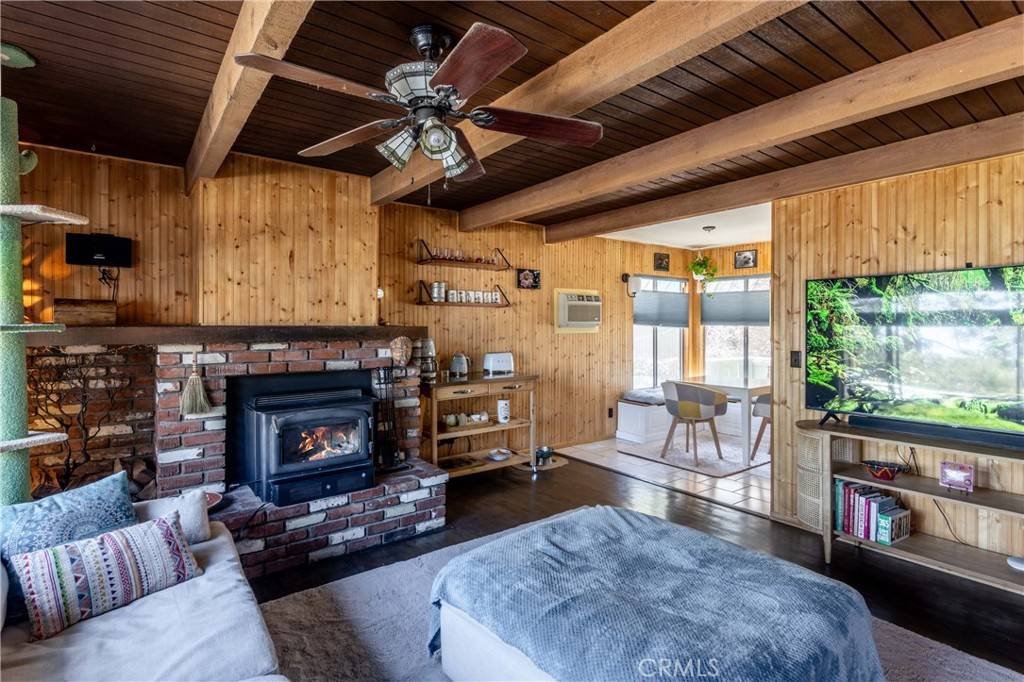 Wrightwood, CA 92397,5141 E Canyon DR