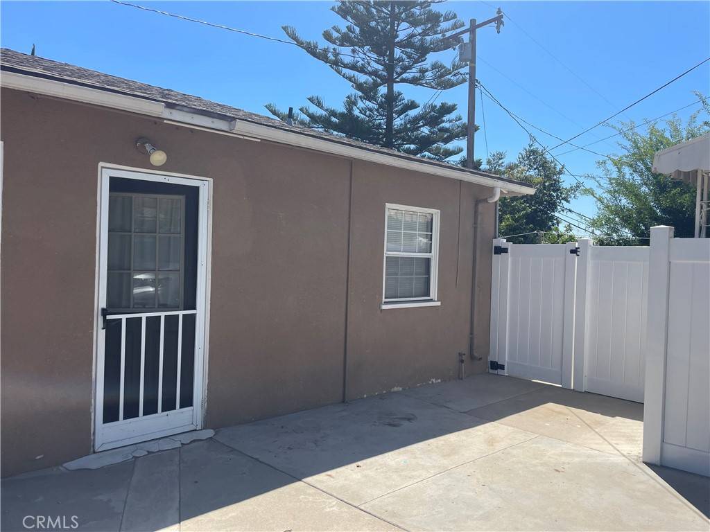 Brea, CA 92821,408 E Elm ST