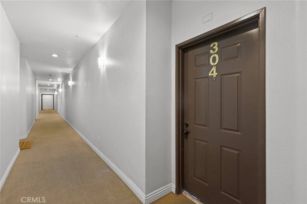 Long Beach, CA 90802,640 W 4th ST #304