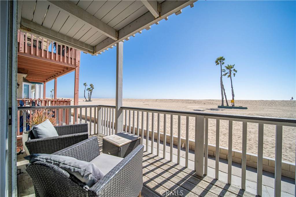 Seal Beach, CA 90740,1003 Seal WAY