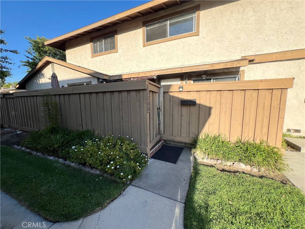 Cerritos, CA 90703,17760 Palo Verde AVE #27