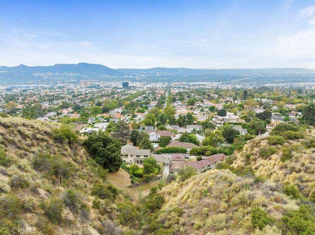 Burbank, CA 91501,0 Churchs Ct