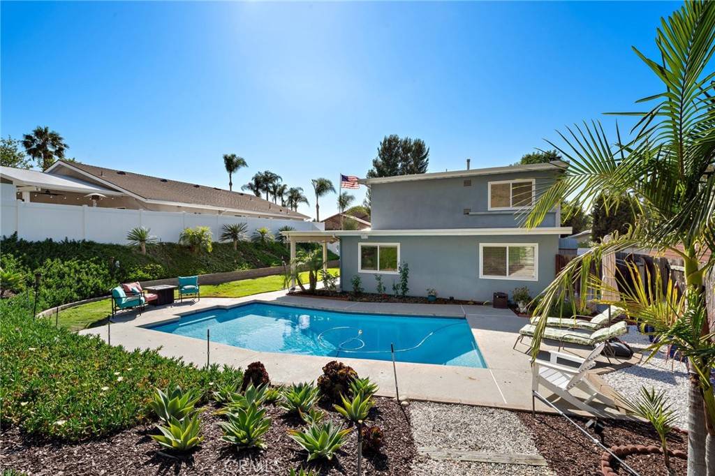 Yorba Linda, CA 92886,6200 Fairlynn BLVD