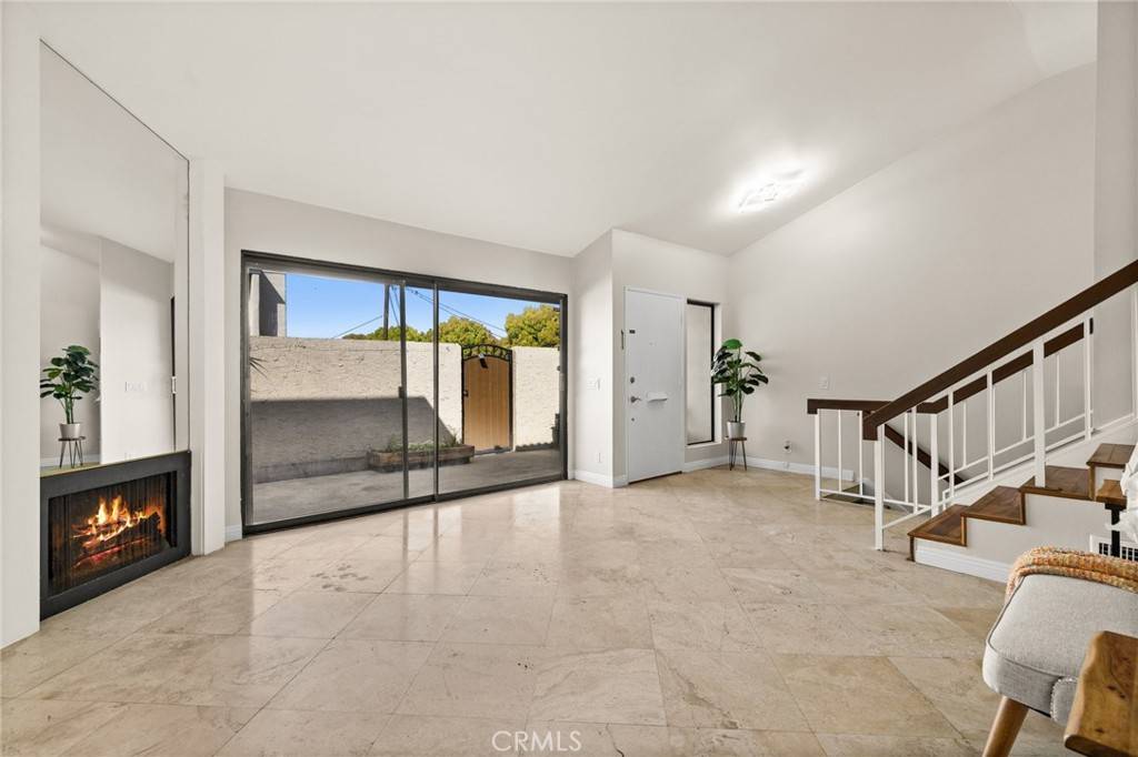 Buena Park, CA 90620,6279 Lincoln AVE