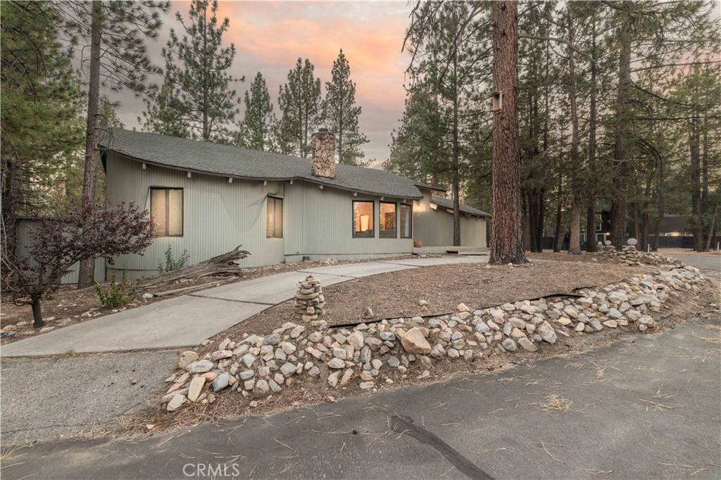 Big Bear City, CA 92314,520 Pinewood CT