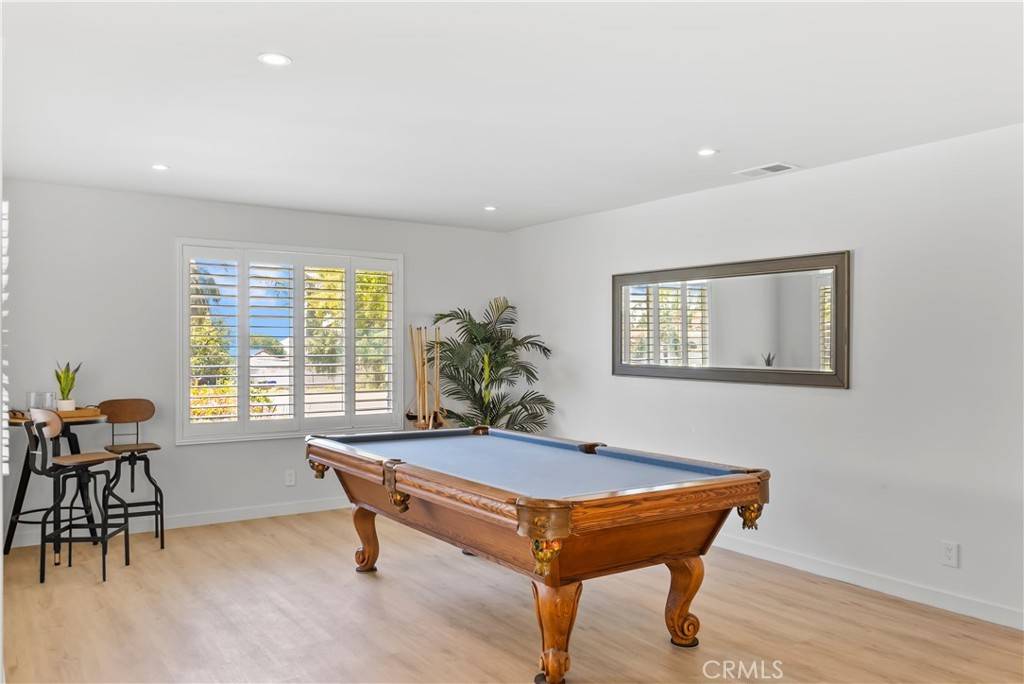 2439 N. Mountain Ave Upland, CA 91784