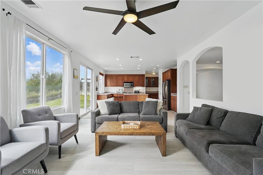 Newhall, CA 91321,21200 Oakleaf Canyon DR