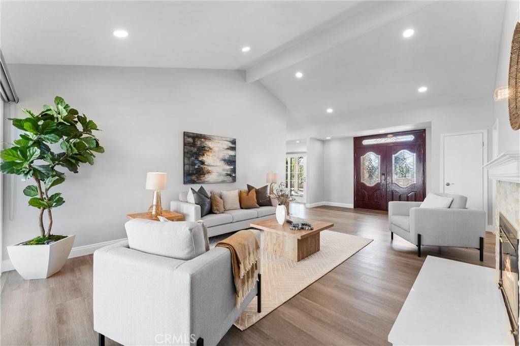 Yorba Linda, CA 92886,17841 Buena Vista AVE
