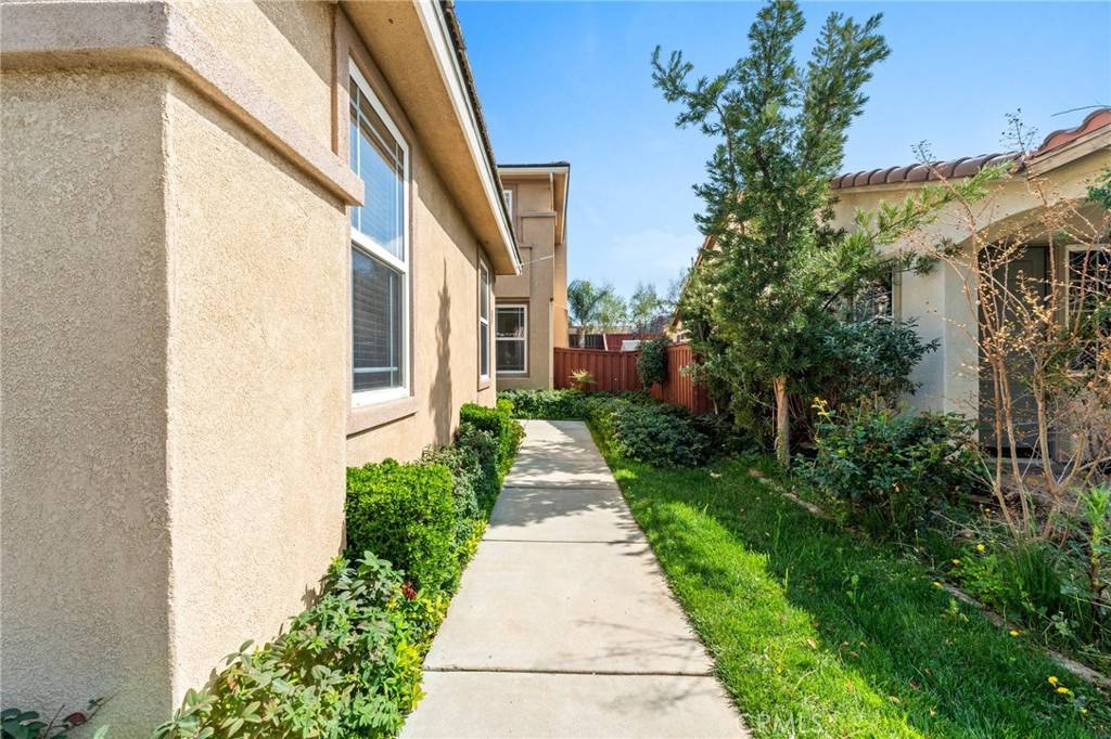 Beaumont, CA 92223,37135 Meadow Brook WAY