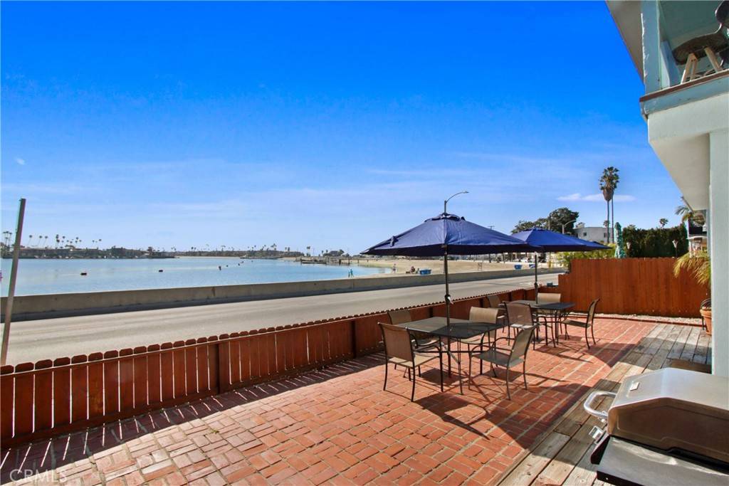 Long Beach, CA 90803,111 Bay Shore AVE