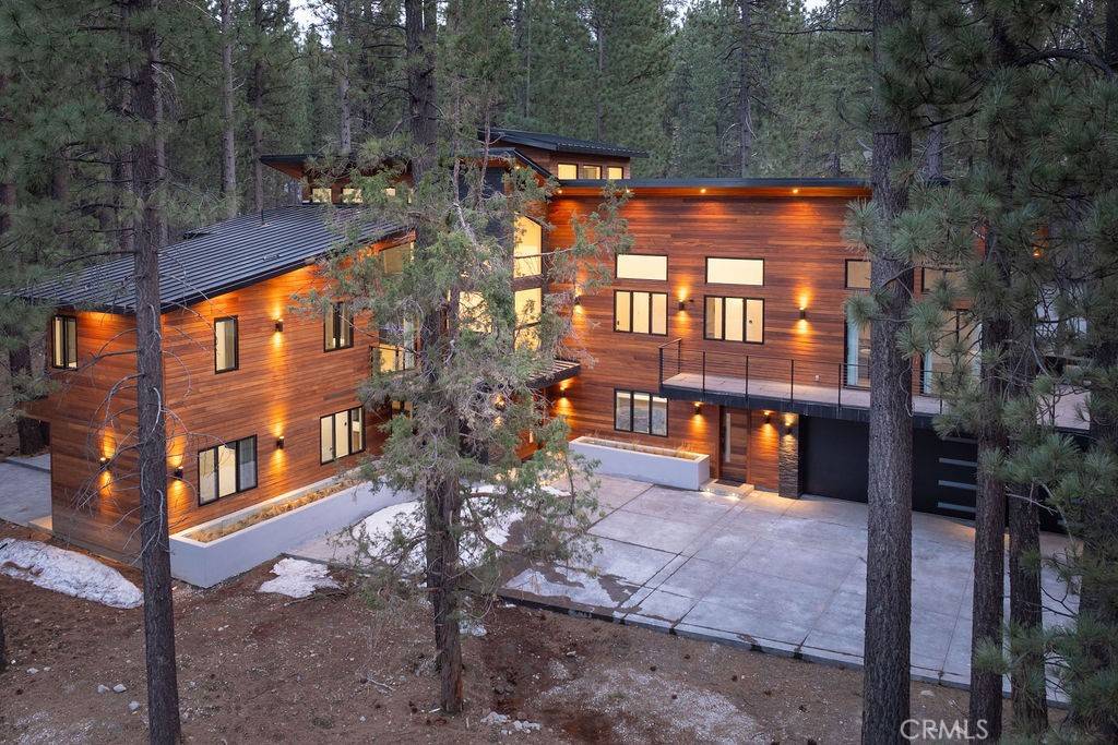Big Bear Lake, CA 92315,42421 Evergreen DR