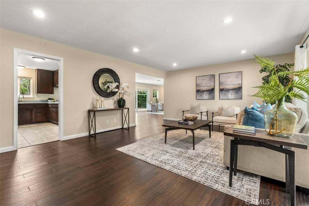 Yorba Linda, CA 92886,16951 Meadowview