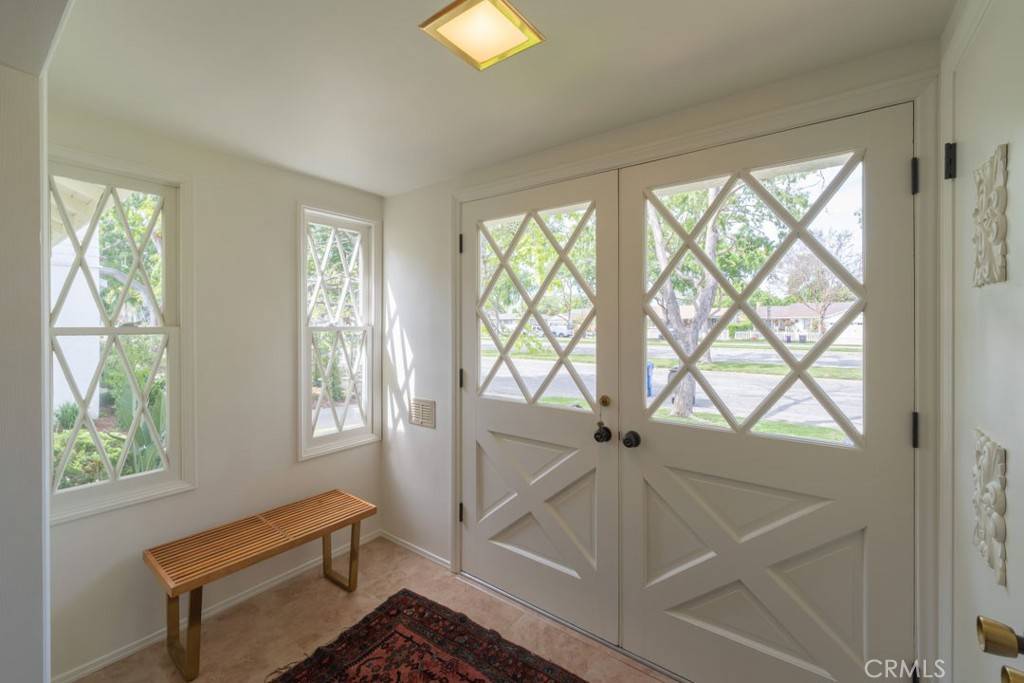 Long Beach, CA 90815,2038 Studebaker Road