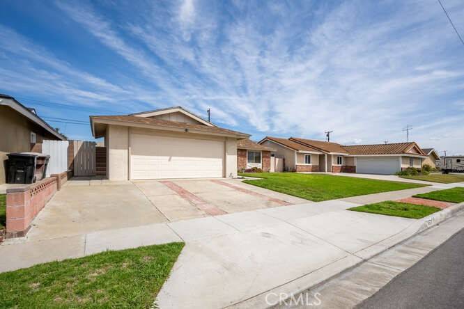 Garden Grove, CA 92845,6571 Stanford AVE