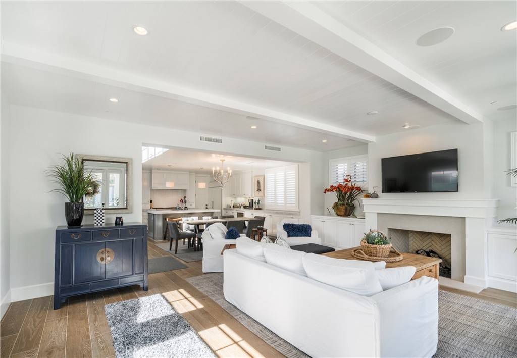 Newport Beach, CA 92662,217 Coral AVE