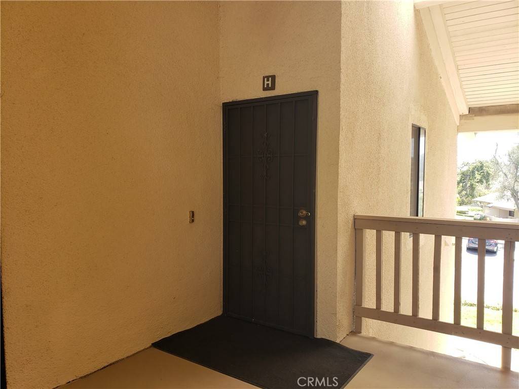 La Mirada, CA 90638,13526 La Jolla CIR #H