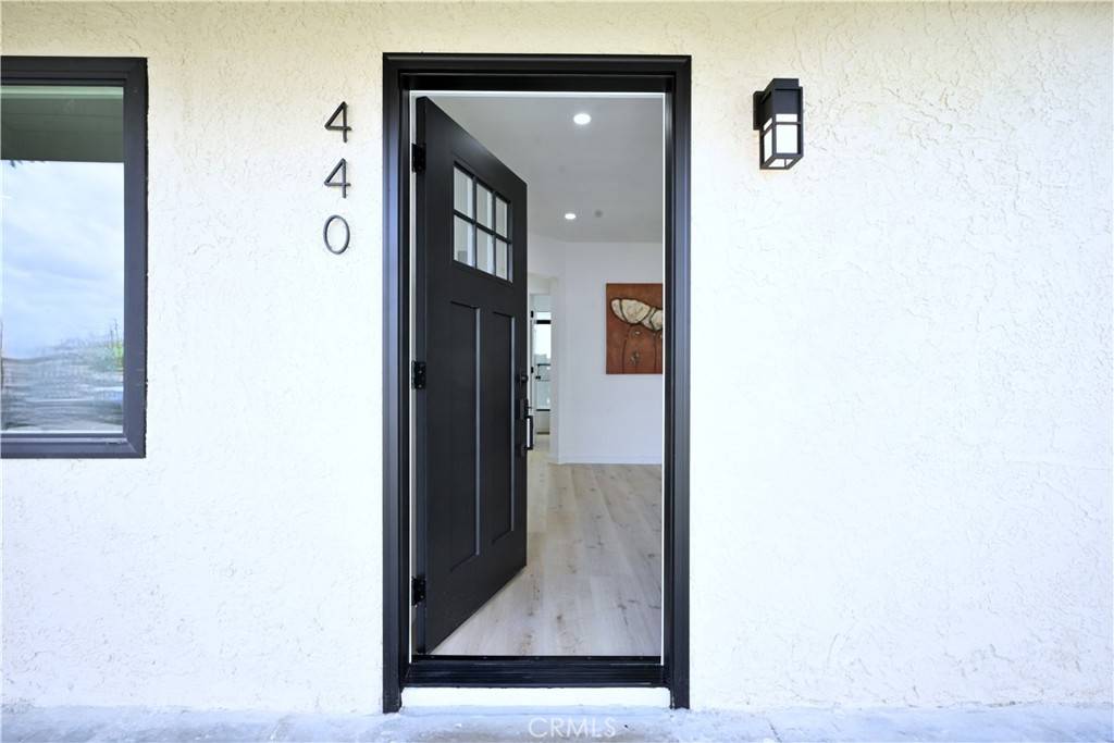 Fullerton, CA 92832,440 E Truslow AVE