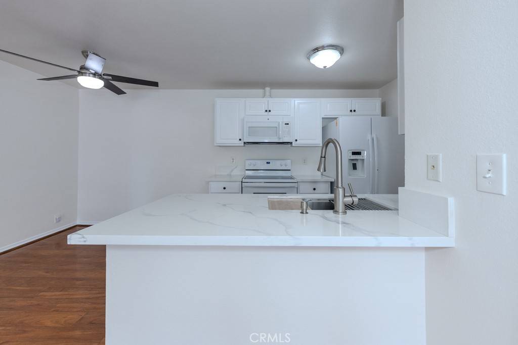 Lake Forest, CA 92630,23222 Orange AVE #4