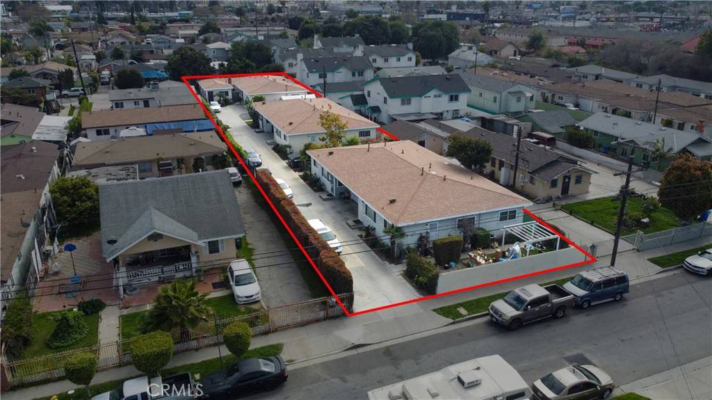 Inglewood, CA 90304,4236 W 106th ST