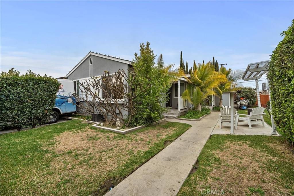 Long Beach, CA 90805,1901 E 56th ST