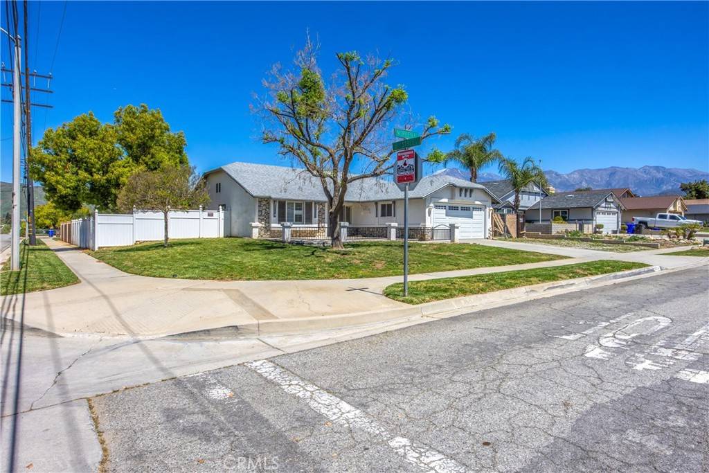 Yucaipa, CA 92399,33710 Noreen LN