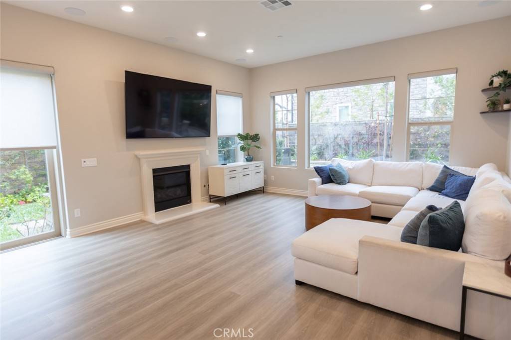 Lake Forest, CA 92610,1601 Sonora Creek LN