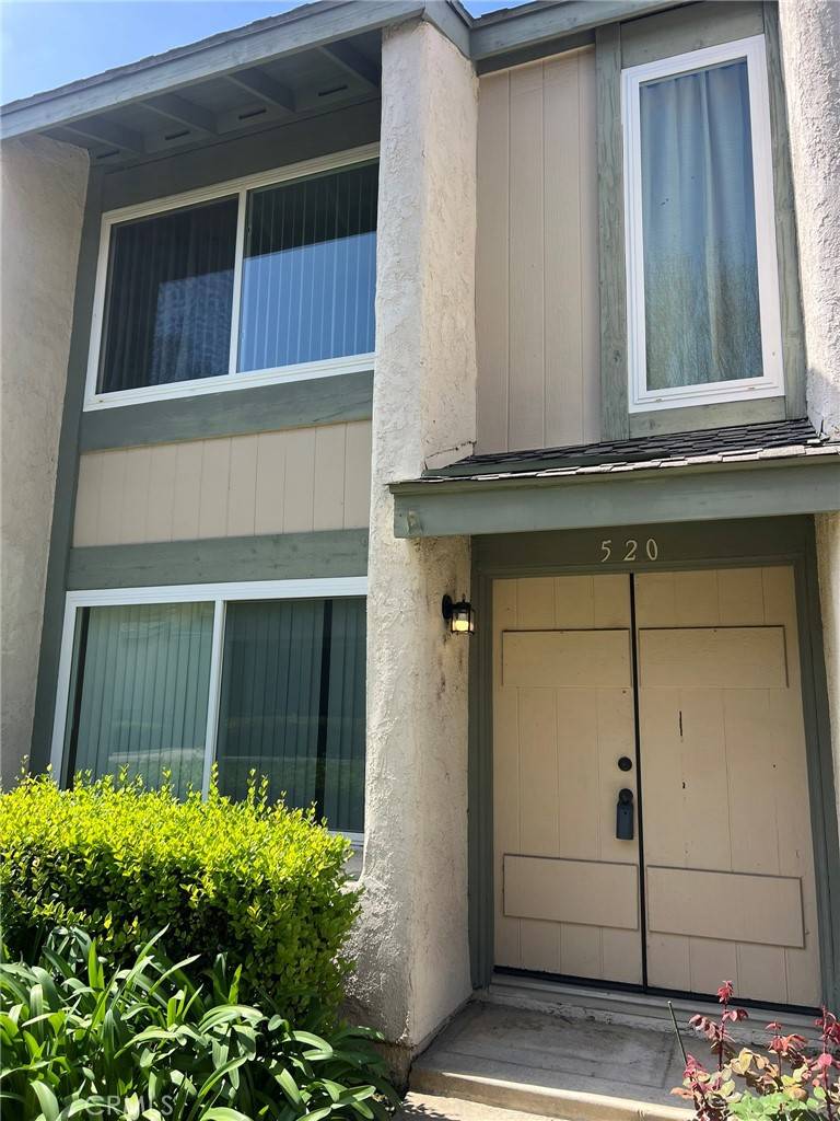 Brea, CA 92821,520 Breezewood CT