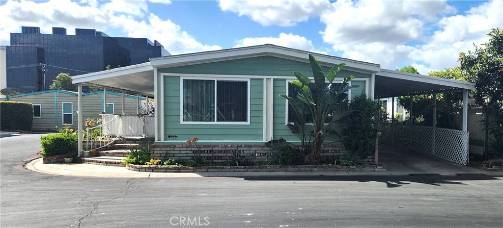 Anaheim, CA 92801,1919 W Coronet AVE #158