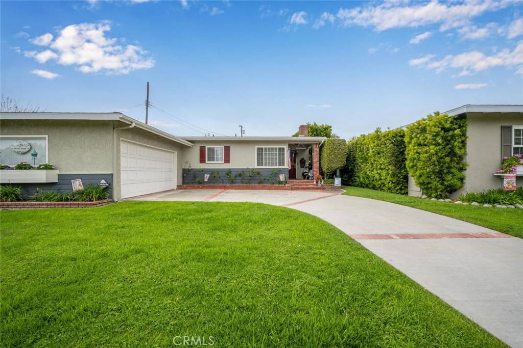 Long Beach, CA 90815,2813 Albury AVE