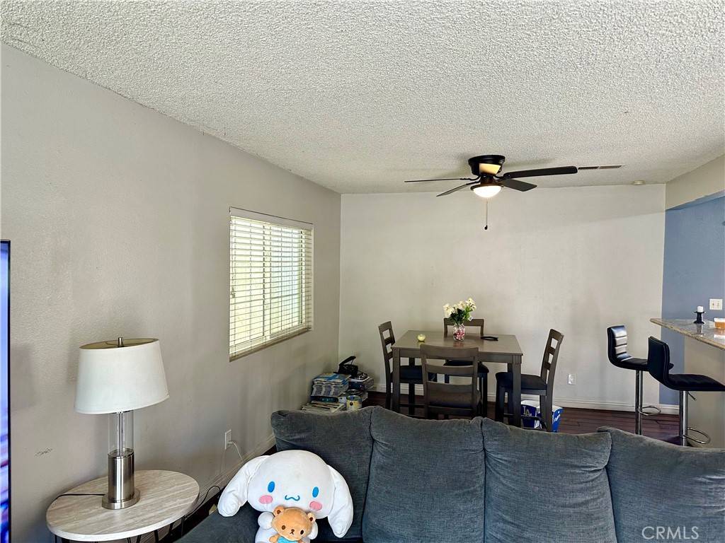 Paramount, CA 90723,7315 Exeter ST #6