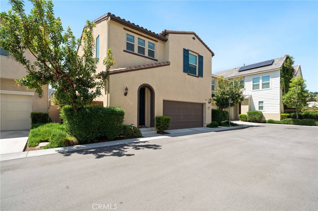 Corona, CA 92883,4164 Powell WAY