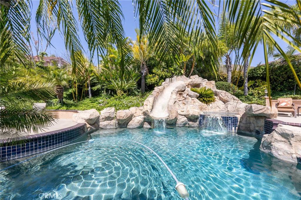 Yorba Linda, CA 92887,28155 Meadow Land DR