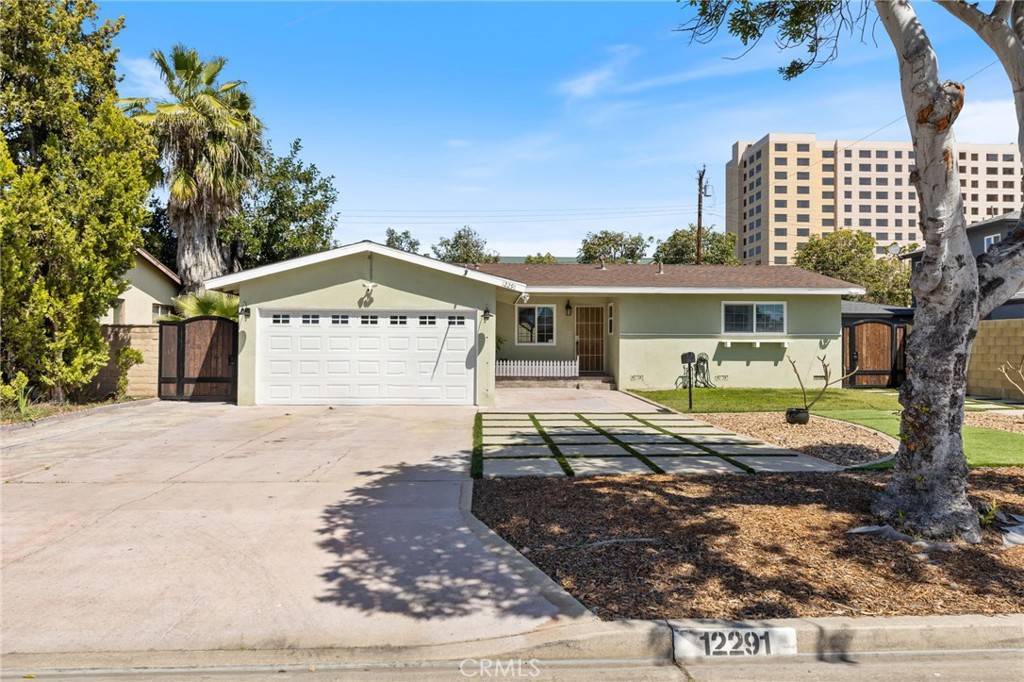 Garden Grove, CA 92840,12291 Hampton AVE