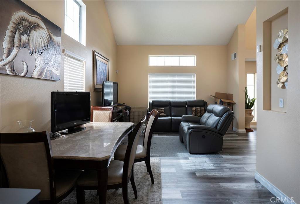 Victorville, CA 92392,14675 King Canyon RD
