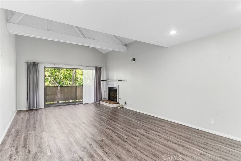 Long Beach, CA 90804,1110 Ohio AVE #303