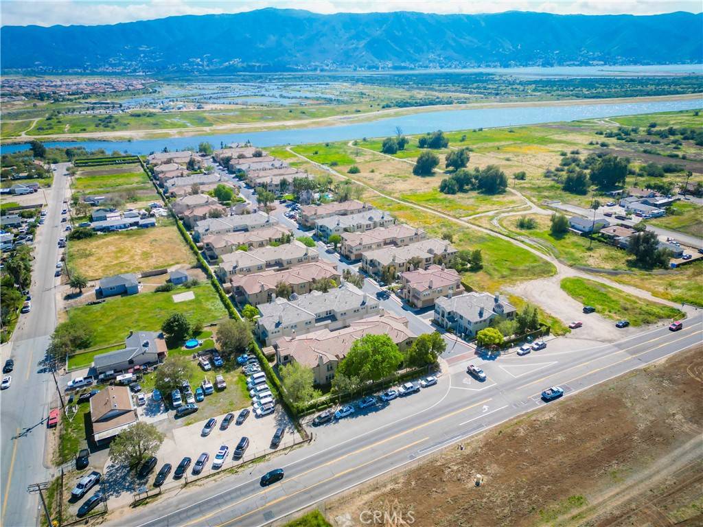 Lake Elsinore, CA 92530,2006 Lakeshore DR