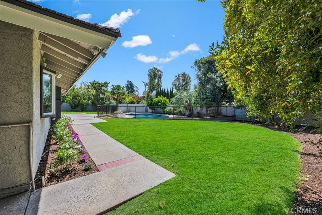 Villa Park, CA 92861,18512 Durfee CIR