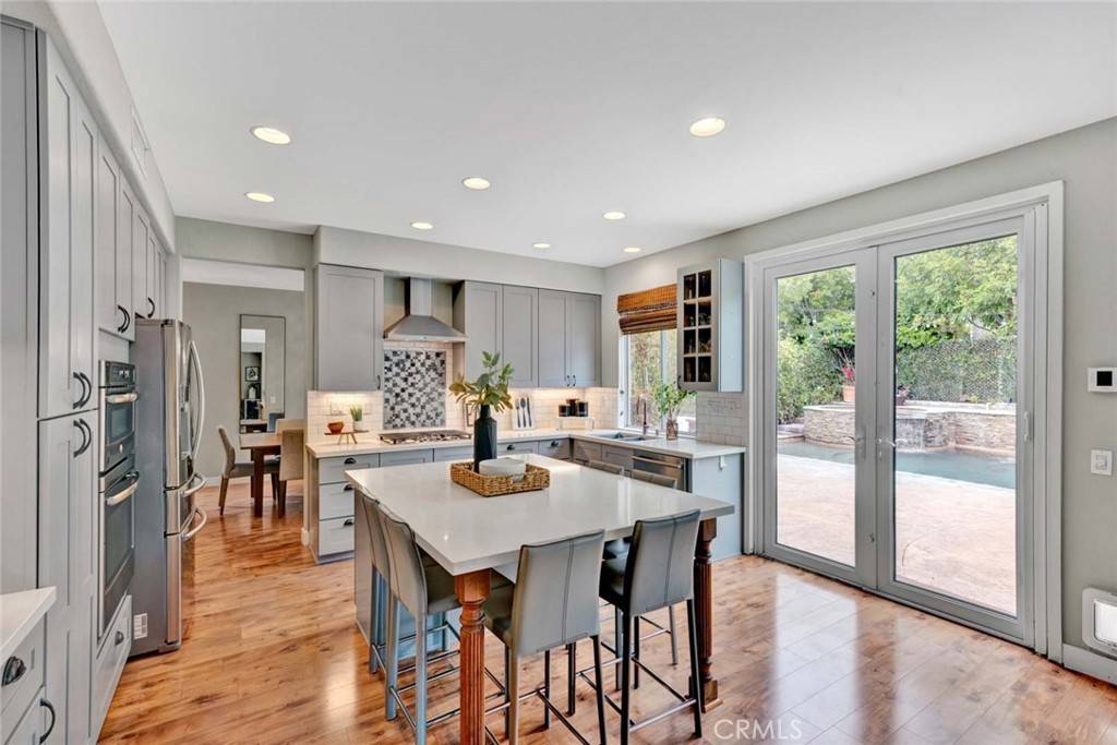 Tustin, CA 92782,11665 Allen