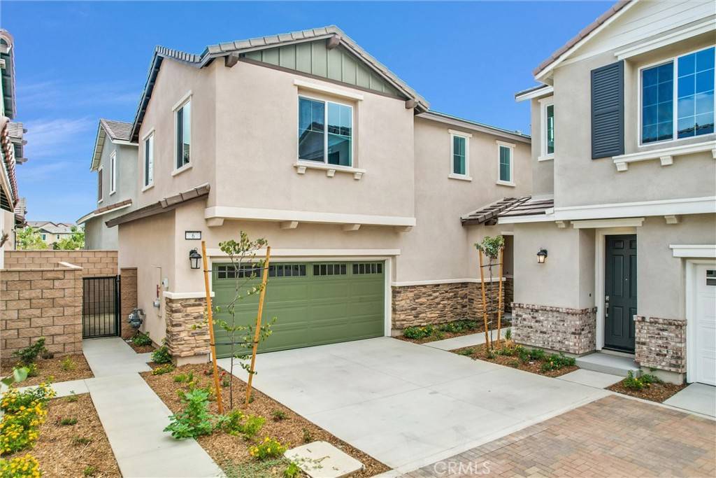 Fontana, CA 92336,16185 Lozano #6