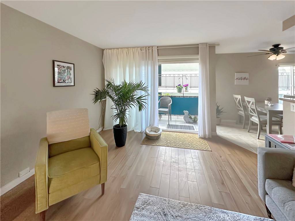 Long Beach, CA 90803,3939 E Allin ST #207
