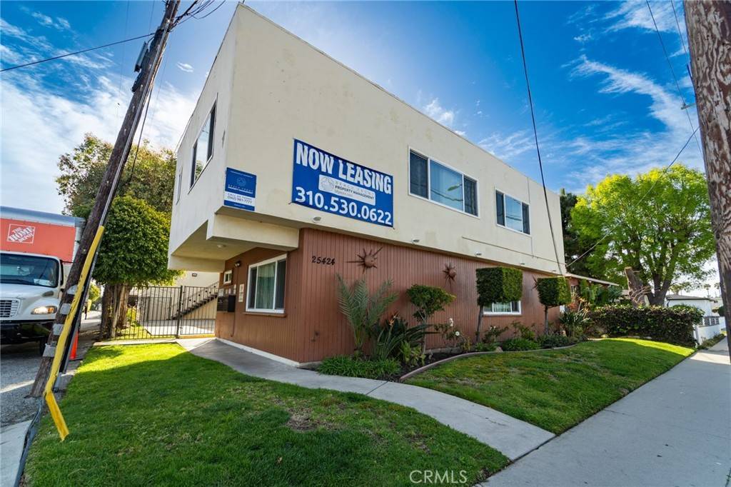 Harbor City, CA 90710,25424 Western AVE