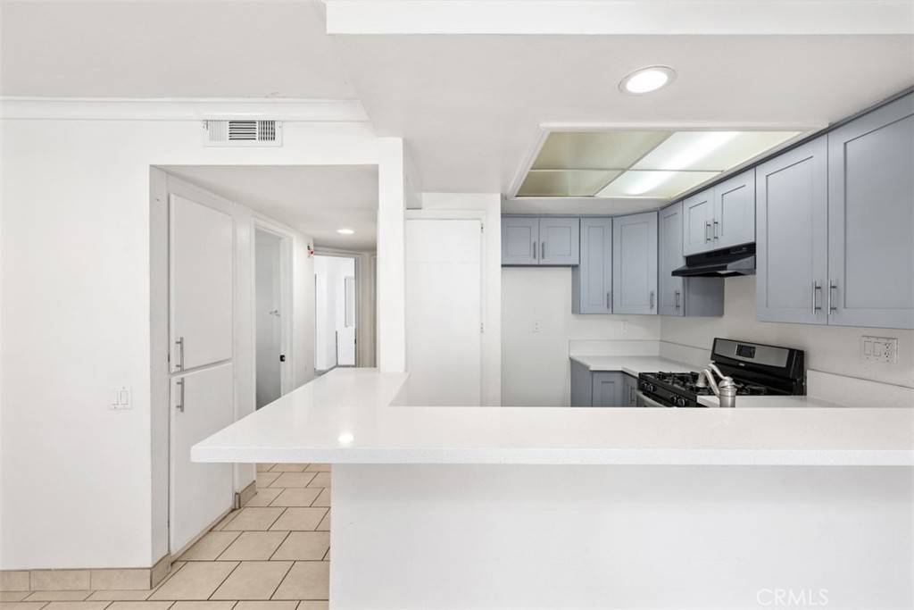 Corona, CA 92879,778 La Tierra ST #H102