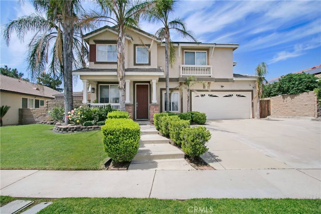 Fontana, CA 92336,7184 Almeria AVE